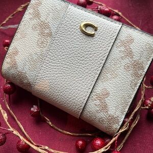 Coach Beige Leather Women's Wallet